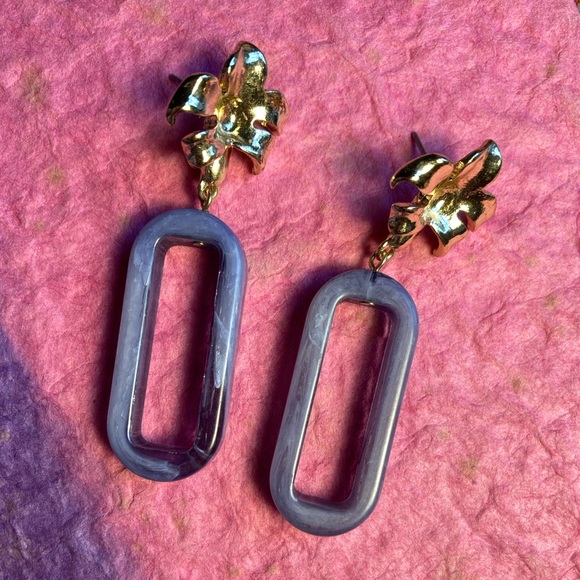 FUNKY Purple Rectangle with Gold Flower Earrings - Picture 2 of 3